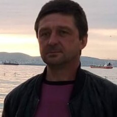Валя, 50