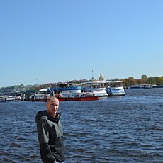 Валера, 35