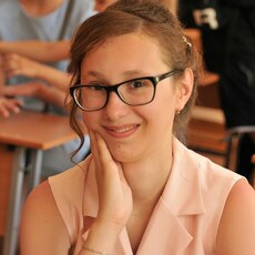 Нина, 21