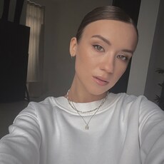Фаина, 26