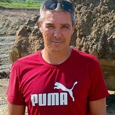 Витя, 44