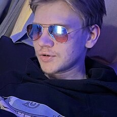 Олеж, 21
