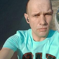 Слава, 37