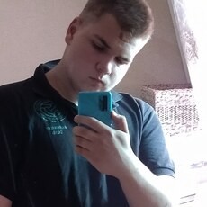 Ростислав, 20
