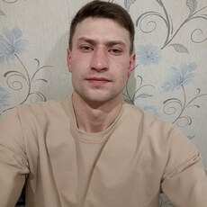 Виталя, 25