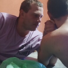 Виктор, 35