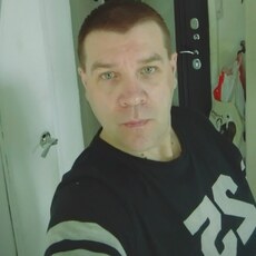 Валера, 42