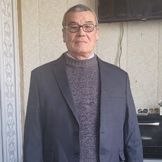 Сева, 65