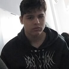 Сёма, 23