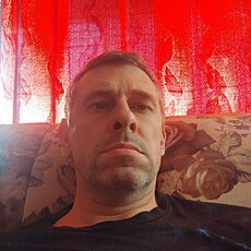 Валя, 48
