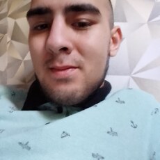 Даня, 23