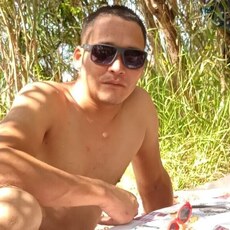 Юрий, 36
