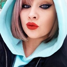 София, 32