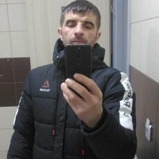 Юрий, 39