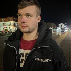 Витя, 24