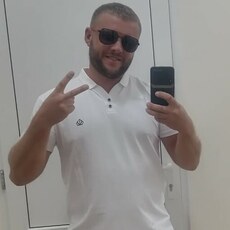 Ростислав, 35