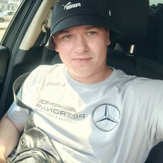 Виталя, 28