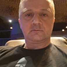 Валерий, 42