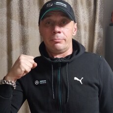 Виктор, 41