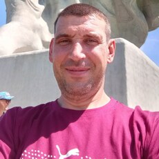 Миша, 41