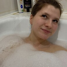 Карина, 25