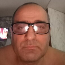 Яша, 45