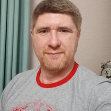 Виктор, 40