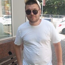 Тарас, 35