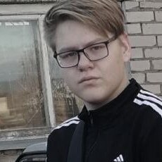 Тёма, 19