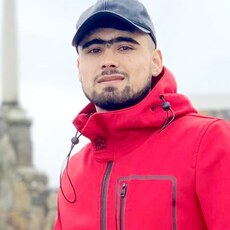 Марк, 28