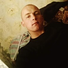 Антон, 28