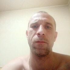 Макс, 38
