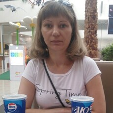 Зоя, 39