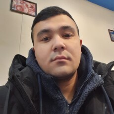 Андрей, 27