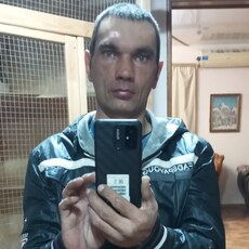 Альберт, 44