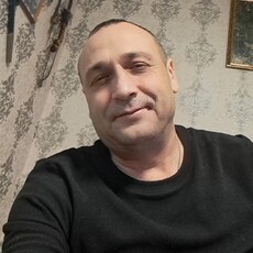 Анатолий, 44