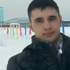 Демьян, 33