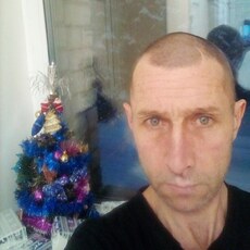 Радомир, 44