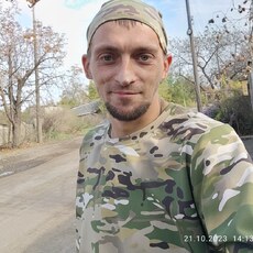 Георгий, 32