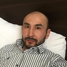 Максим, 40