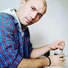 Борис, 35