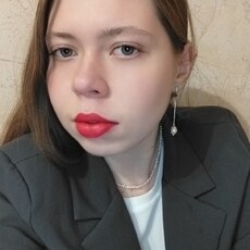Лидия, 22