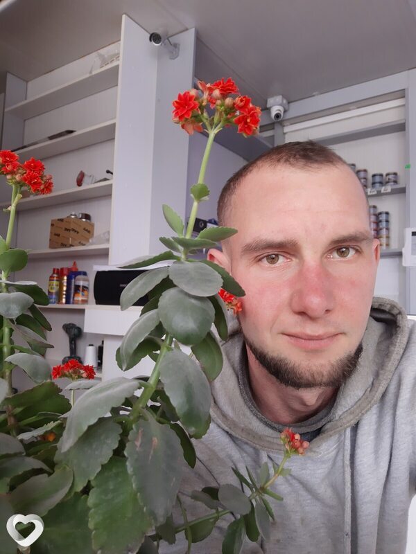 Виктор