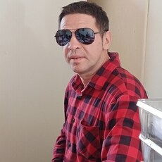 Максим, 48