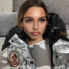 Нина, 23
