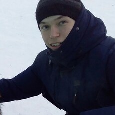 Тарас, 26