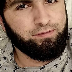 Валя, 26