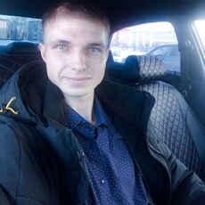 Толя, 26