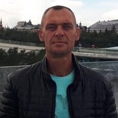 Веня, 44