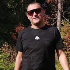 Виктор, 36
